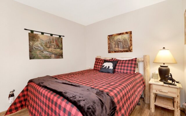 Mockingbird Mountain Getaway #2380