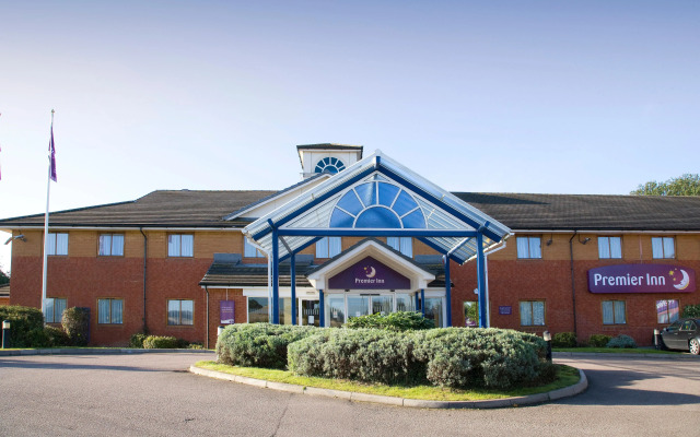 Premier Inn Luton South - M1 J9