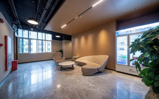 Xingyi Chain Hotel Jiangxia Metro Station