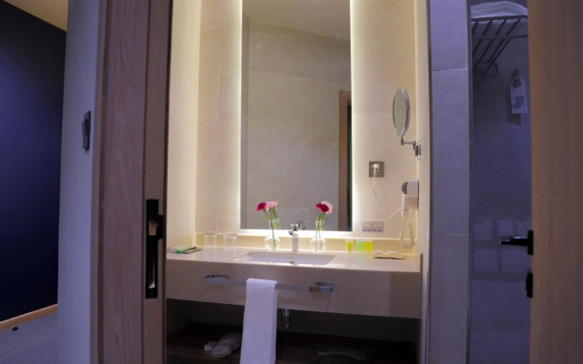 Novotel Suites Riyadh Center