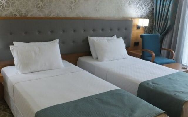 Çınar Park Otel