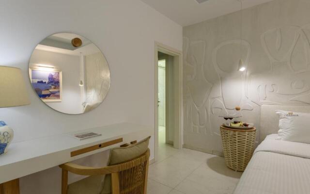 Phaos Cellaria Estate