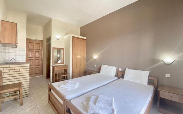 Aloni Rooms
