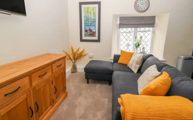 Blue Lion Hotel Apartment