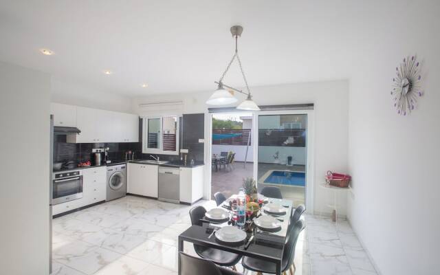 Protaras Holiday Villa Gd42