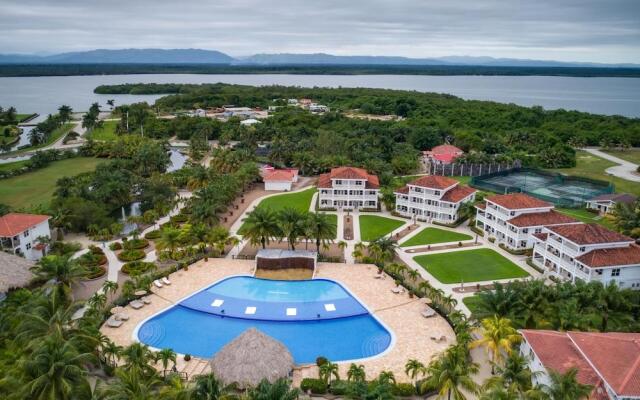 Placencia Resort