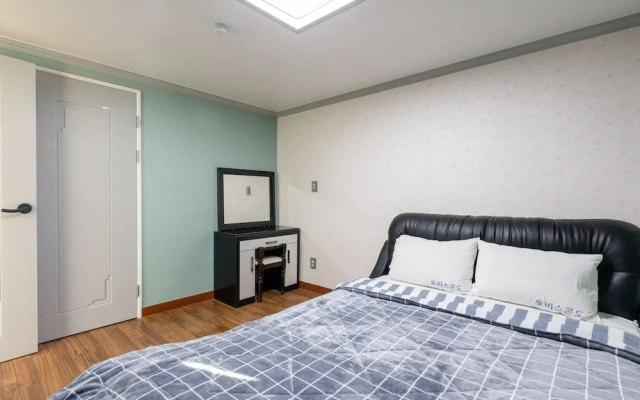 Jeju Tovice Condo Ocean