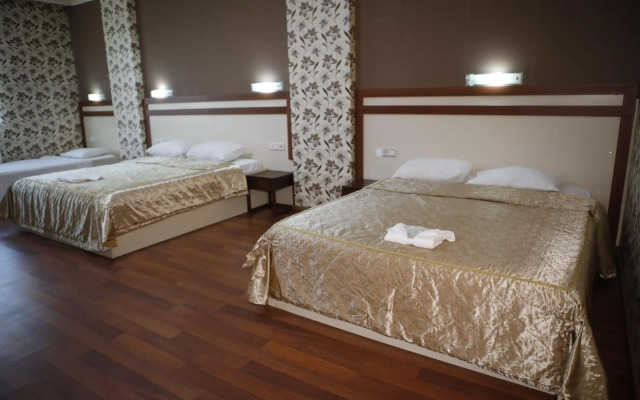 Silivri Safir Hotel & Resort Beach And Restaurant