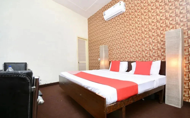 Urban Guest House By OYO Rooms