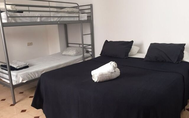 Charming Nerja Hostel