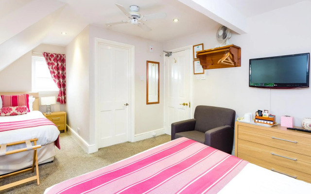 The Lawn Guest House