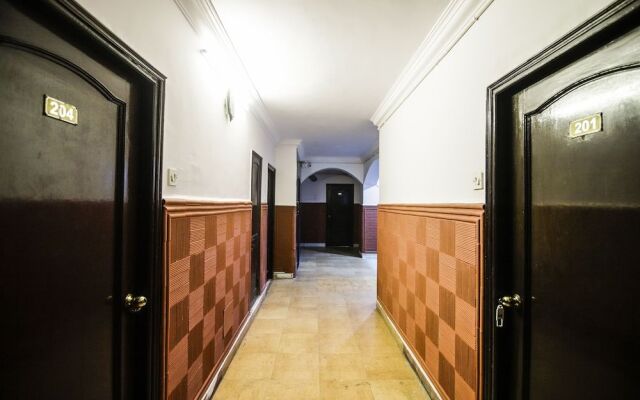 OYO 25103 Indra Sukh Palace