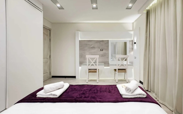 Fresh & Fabulous 2bdr - 5 min to Airport