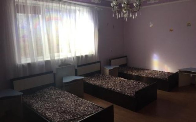 Tsentralnyij Guest House