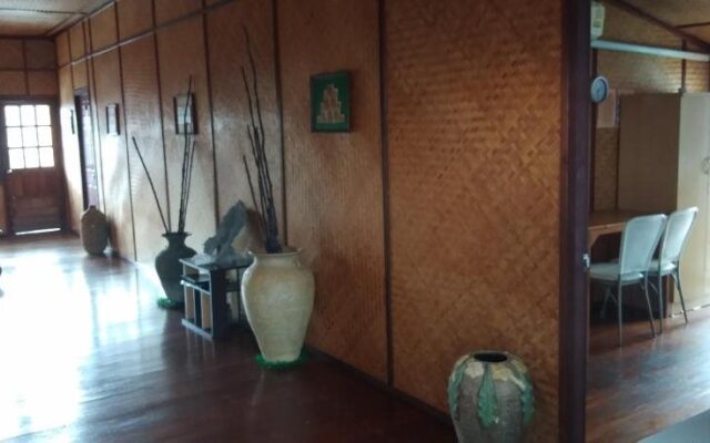 El Greco Greek Restaurant Guesthouse