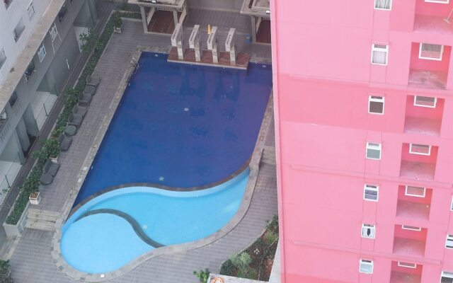 Best Price Green Pramuka Apartment