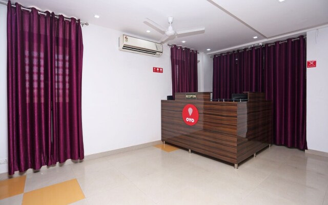 OYO 10198 Hotel Aris