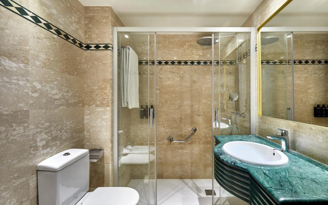Leonardo Hotel Manchester Piccadilly