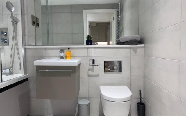 Roomotel - Broadoaks Apartments