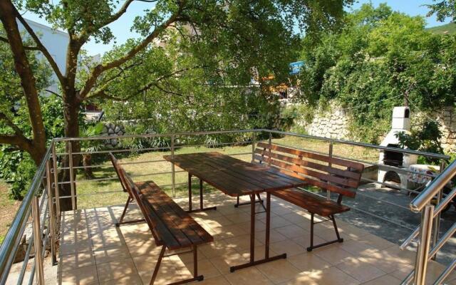 Apartments with a parking space Dramalj, Crikvenica - 18467