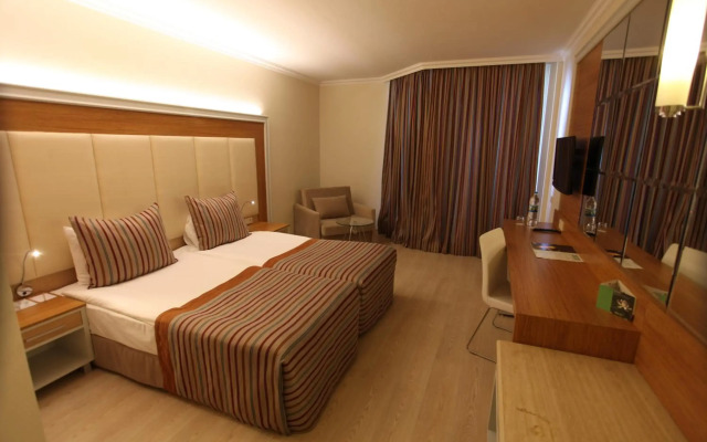 AQI Pegasos Resort