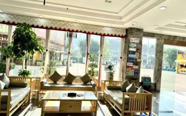 Longting Hotel