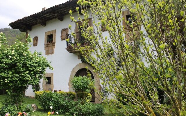 Casona De Treviño