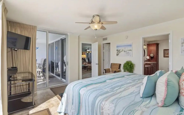 Shoreline Towers 1022