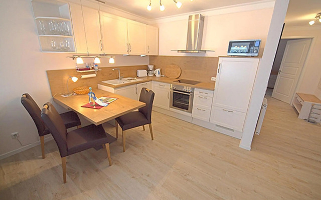 Les Belles, Haus Bastien, FW Noble, Whg 9