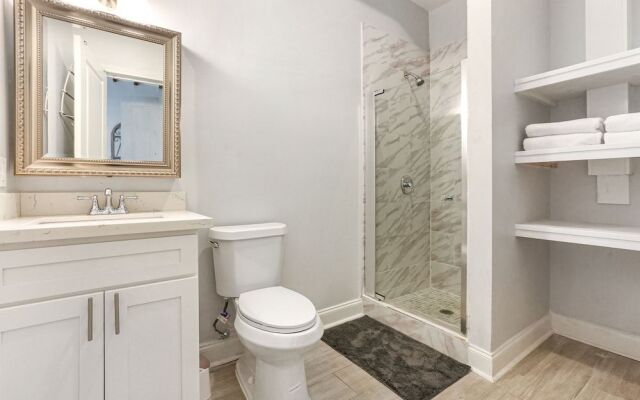 Charming Homes Close to French Quarter