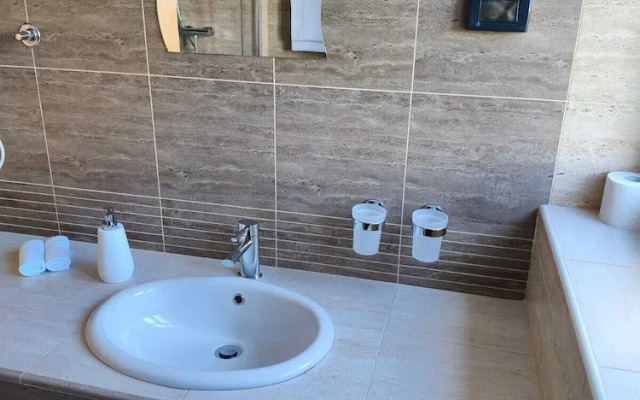 SMARTnoOK Rooms & Apartment