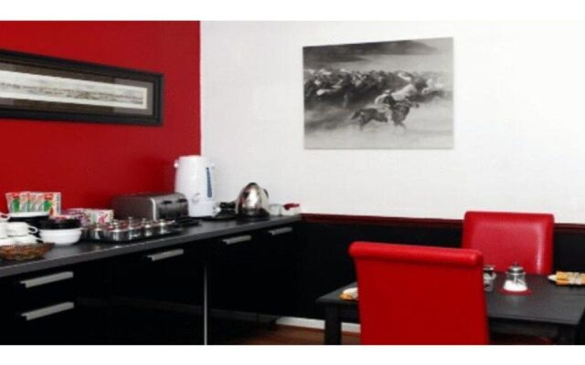 The Admirals Inn Guest House