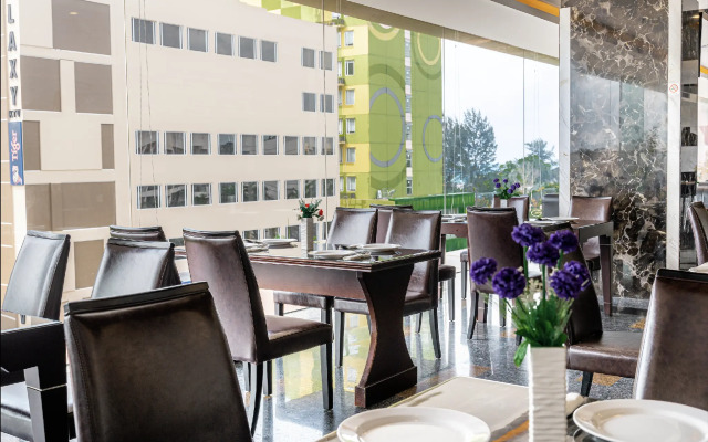 M One Hotel
