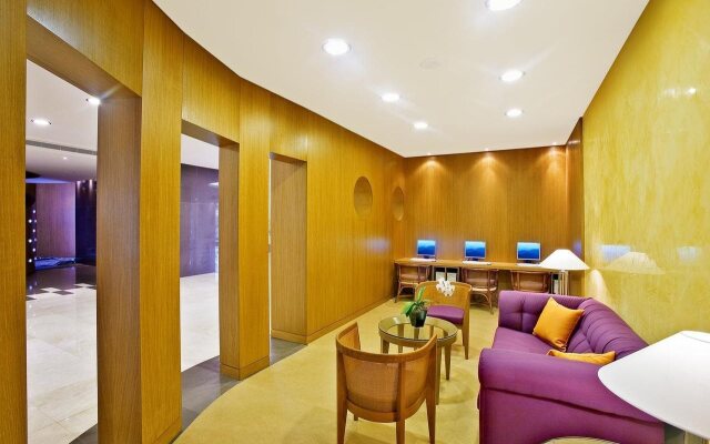 Harmony E Rock Hotel