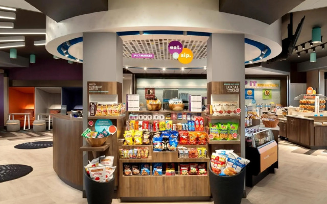 Tru by Hilton Florida City