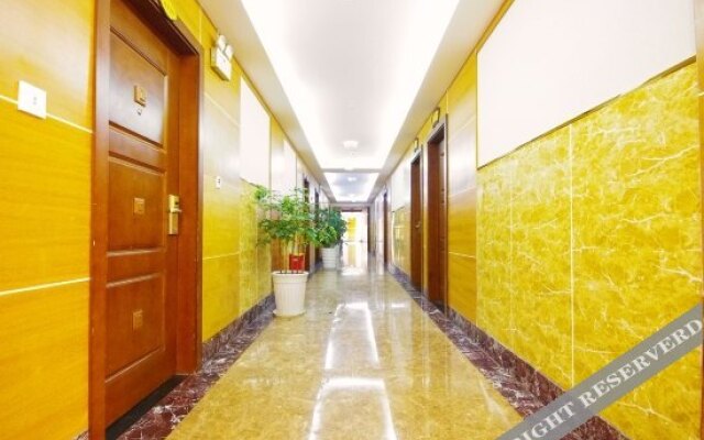 Chengzhong Blue Sky Hotel
