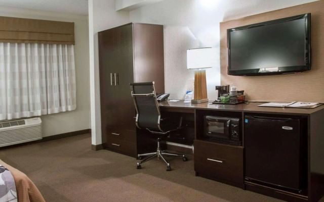 Sleep Inn & Suites Buffalo Airport