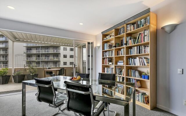 QV Executive Penthouse Parking - 782