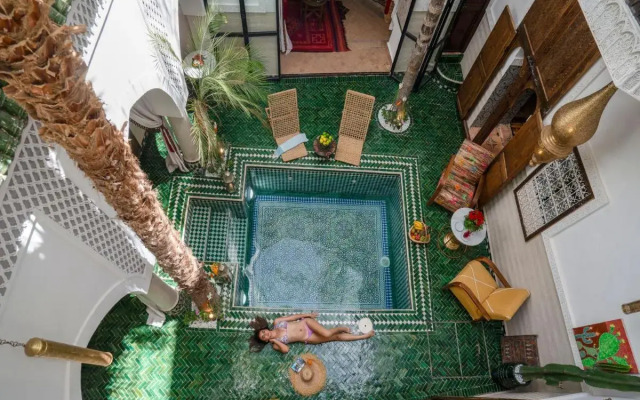 Riad Yalla Habibi