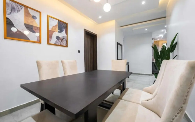 The Azaria Hotel & Apartments