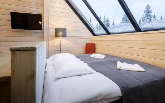 Aurora Igloos & Suites