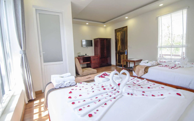 White Lotus Resort