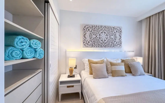 Luxury 2 Bedroom Apartment