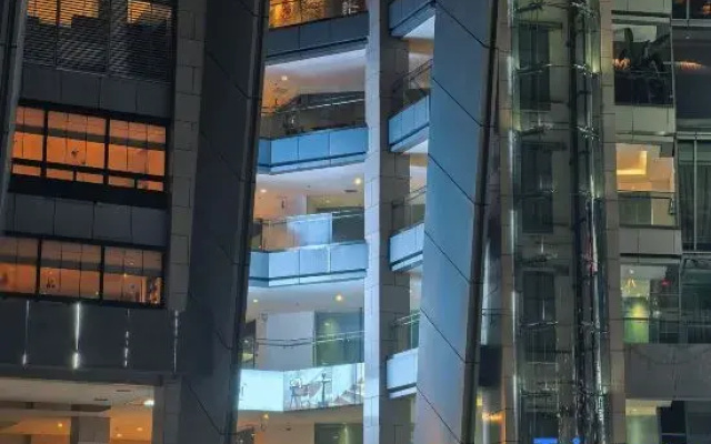 Floral Hotel·Star hotel (Chongqing Guanyinqiao pedestrian street)