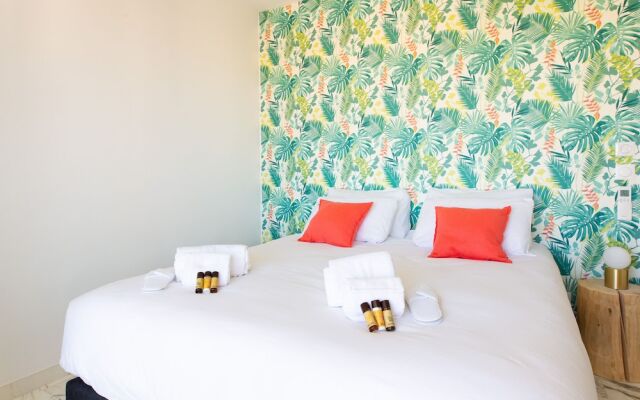 Rooftop Sea View YourHostHelper