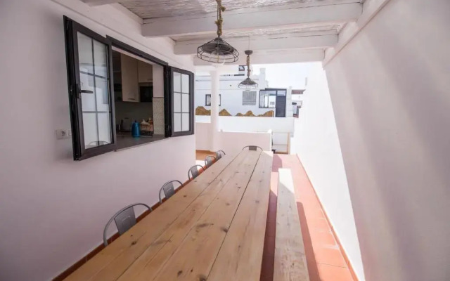 Surfers Retreat - Hostel - Adults Only