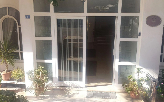 Pinus Otel