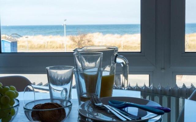 Strandhotel-Heiligenhafen-Wohnung-125-Typ-II-Meerblick-im-Strandhotel