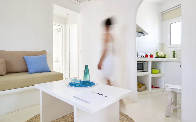 Delmar Apartments & Suites - Delmar Collection