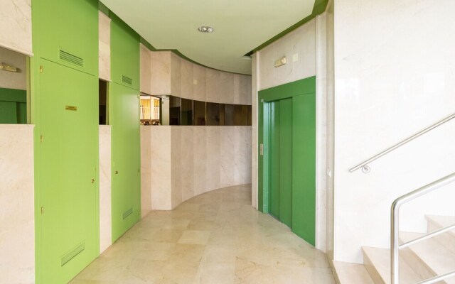 MalagaSuite Torremolinos Beach Apartment